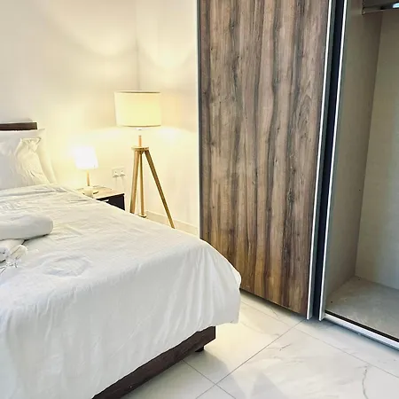 Appartement St Julians Brand New *