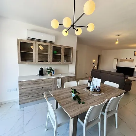 St Julians Brand New * Is-Swieqi
