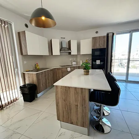 St Julians Brand New Is-Swieqi