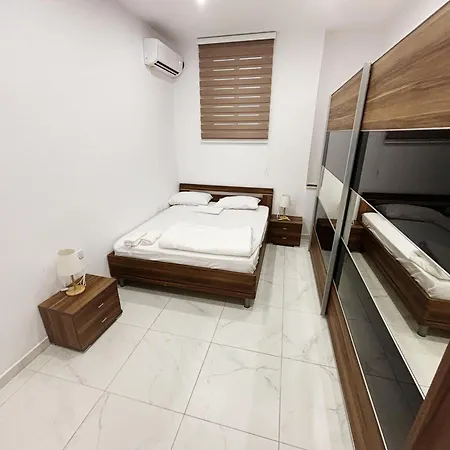St Julians Brand New Appartamento