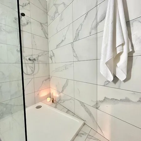 St Julians Brand New Apartment *