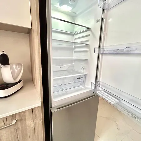 St Julians Brand New Apartment *