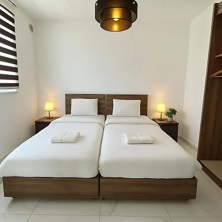 St Julians Brand New Apartment *